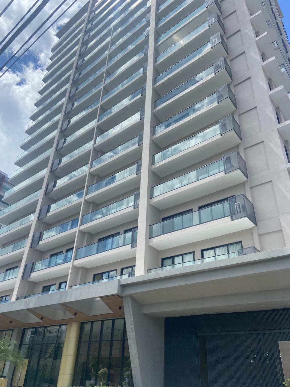 apartamentos - Apartamento en Torre Rubi Naco Piso 12 amueblado 3