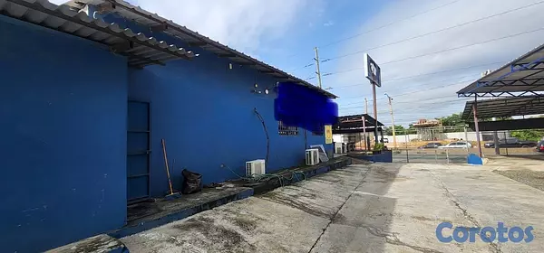 oficinas y locales comerciales - Vendo Propiedad Comercial en la Autopista Duarte, Santo Domingo Oeste  4