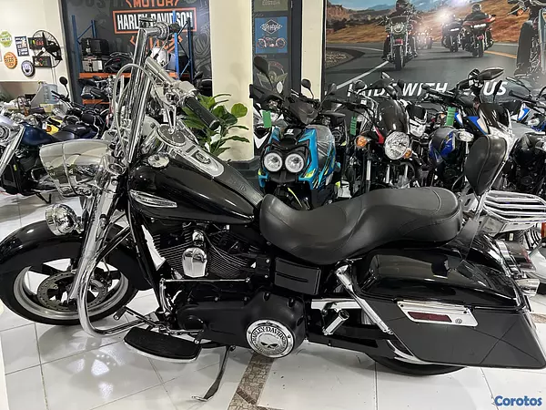 motores y pasolas - Harley Davidson Dyna Switchback  8