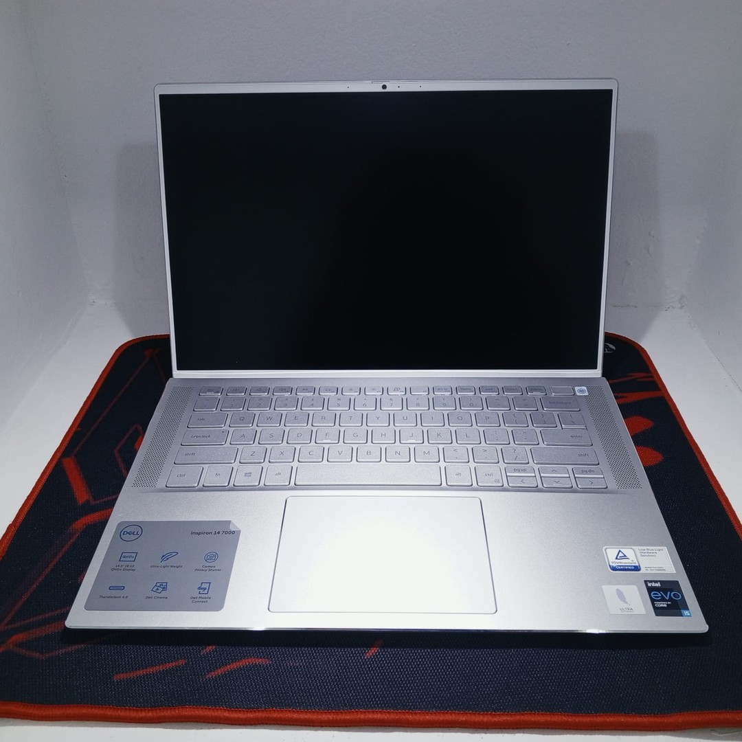 computadoras y laptops - Laptop Dell Inspiron 14 7000 14.5"/ i5 1135G7 / 8GB DDR4 / 256 SSD 1