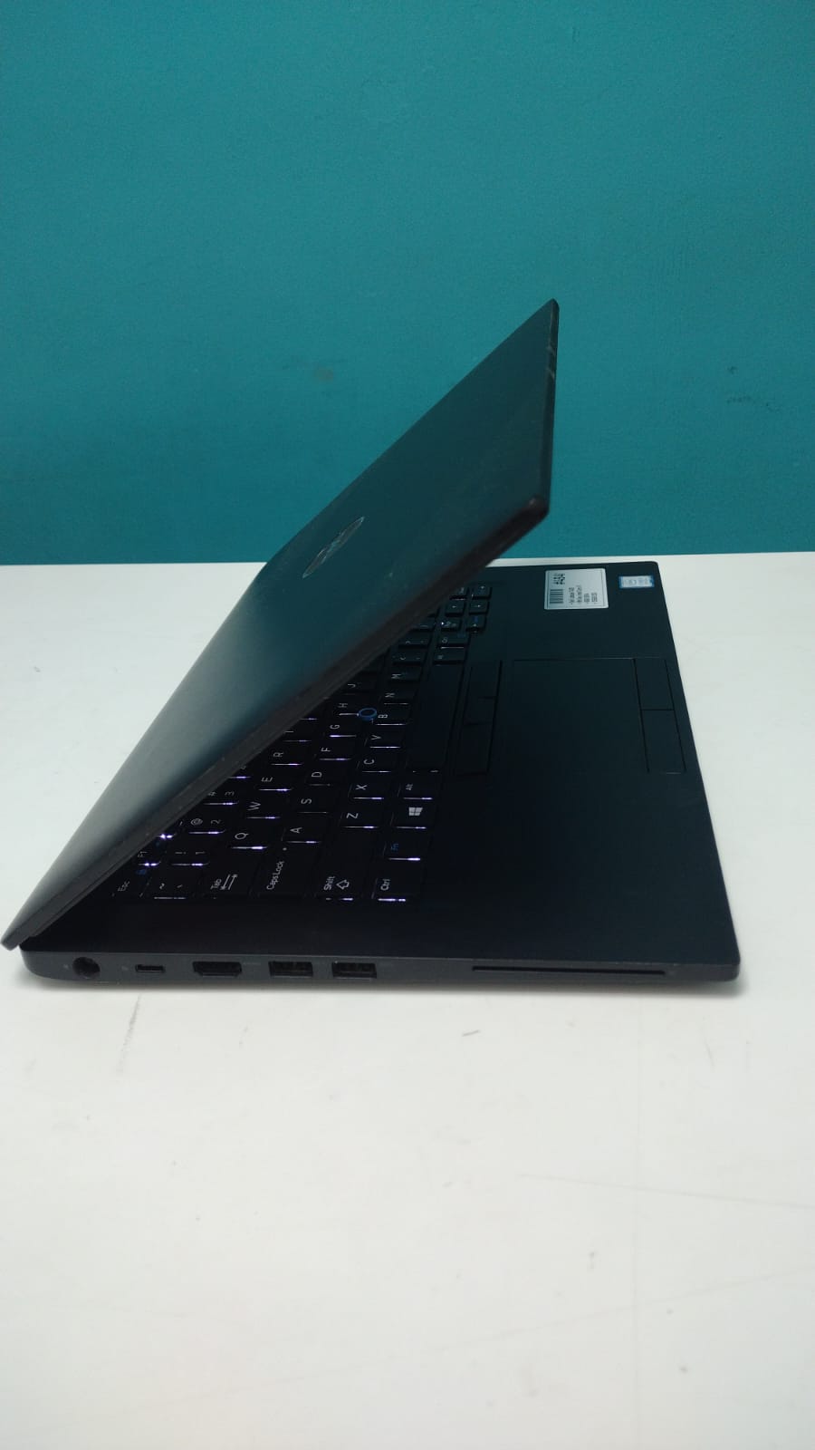 computadoras y laptops - Laptop, Dell Latitude 7490 / 8th Gen, Intel Core i 6