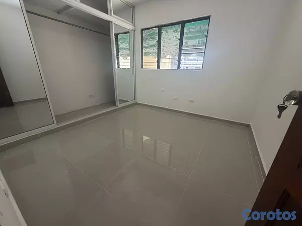 apartamentos - alquiló Evaristo Morales piso 4 dos habitaciones dos baños dos parqueos servicio 12