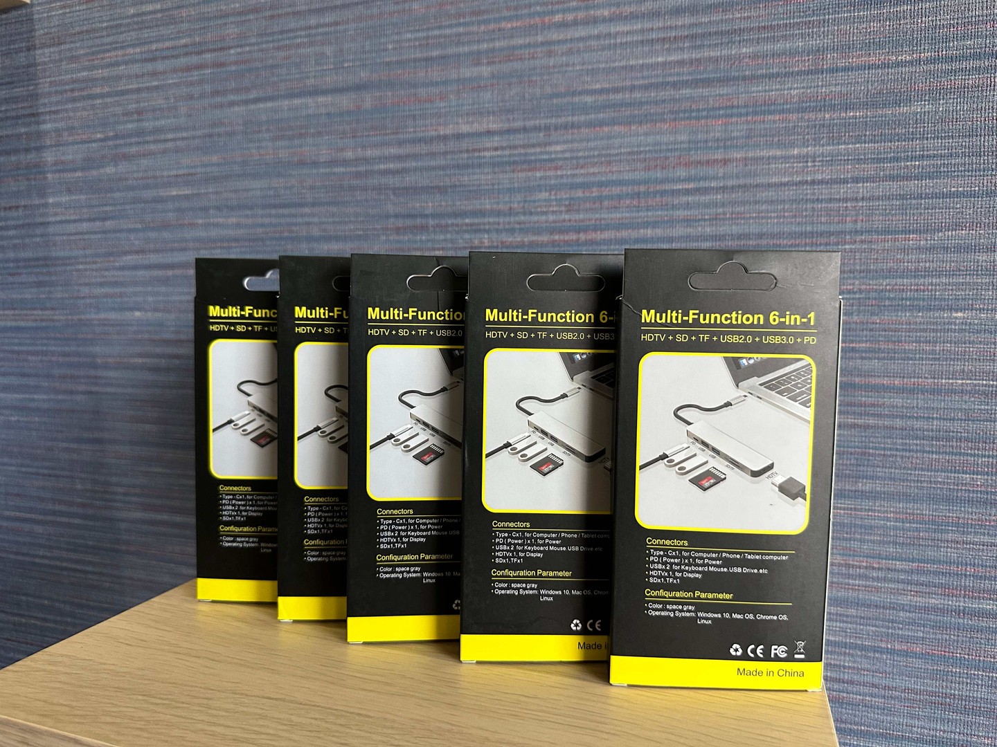 accesorios para electronica - Vendo Adaptadores para Macbook Type - C -- 6 in 1 - Nuevo Sellado RD$ 2,599 Peso 2