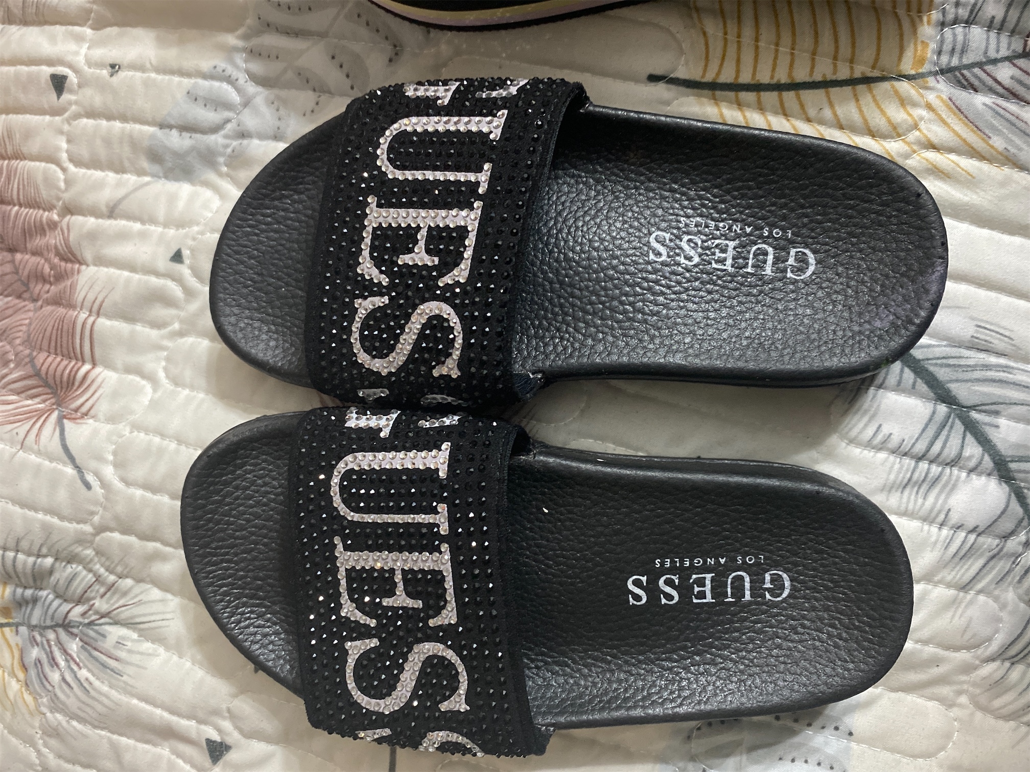 ropa y zapatos - Sandalias GUESS de niña size 13