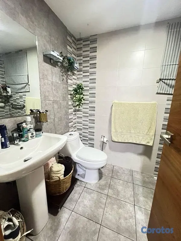 apartamentos - Moderno apartamento en venta ubicado en La Esperilla.

US$430,000 7