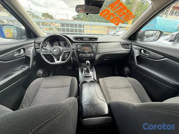 jeepetas y camionetas - Nissan Rogue Special Edition 2020 6