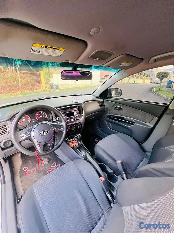 carros - Kia rio 2010 8