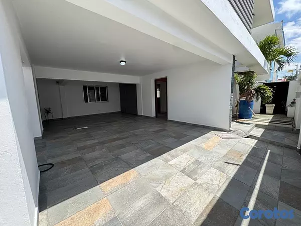 casas - CASA EN VENTA EN SANTIAGO DE LOS CABALLEROS PRÓXIMO A LA 27 de febrero  5