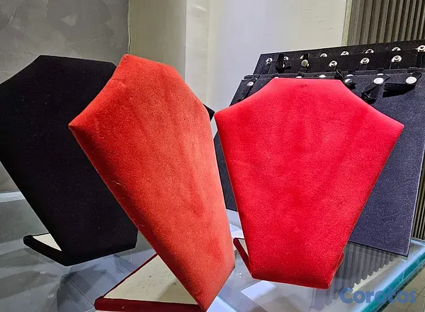 equipos profesionales - MUEBLES y EXHIBIDORES PRENDAS PARA TIENDA - OFERTA SUPER ESPECIAL 5