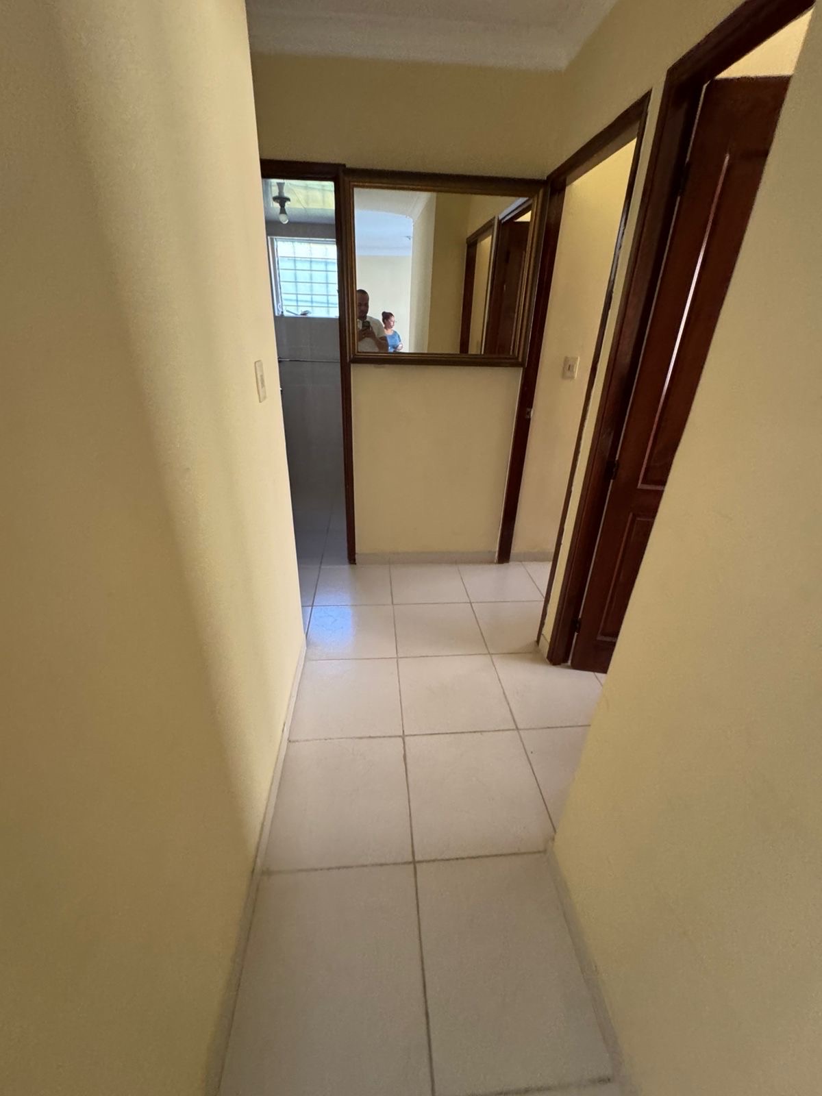 apartamentos - venta de apartamento 2do nivel en la Jacobo MAJLUTA Santo Domingo  1