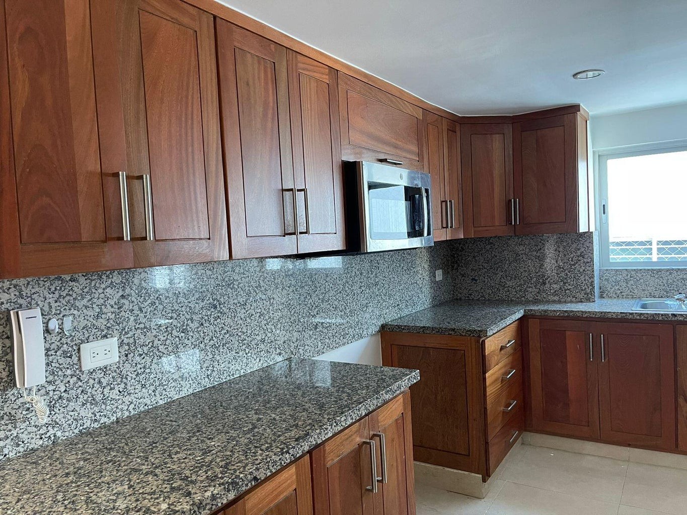 oficinas y locales comerciales - Hermoso apartamento en la mejor zona de renacimiento 7