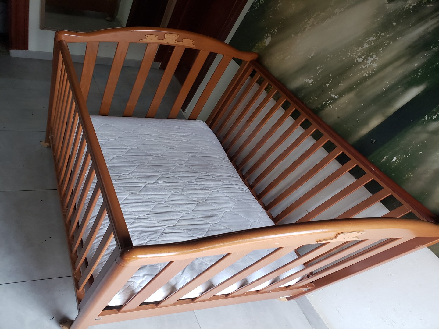 muebles - Cuna importada de italia, madera preciosa, incluye colchón.  2