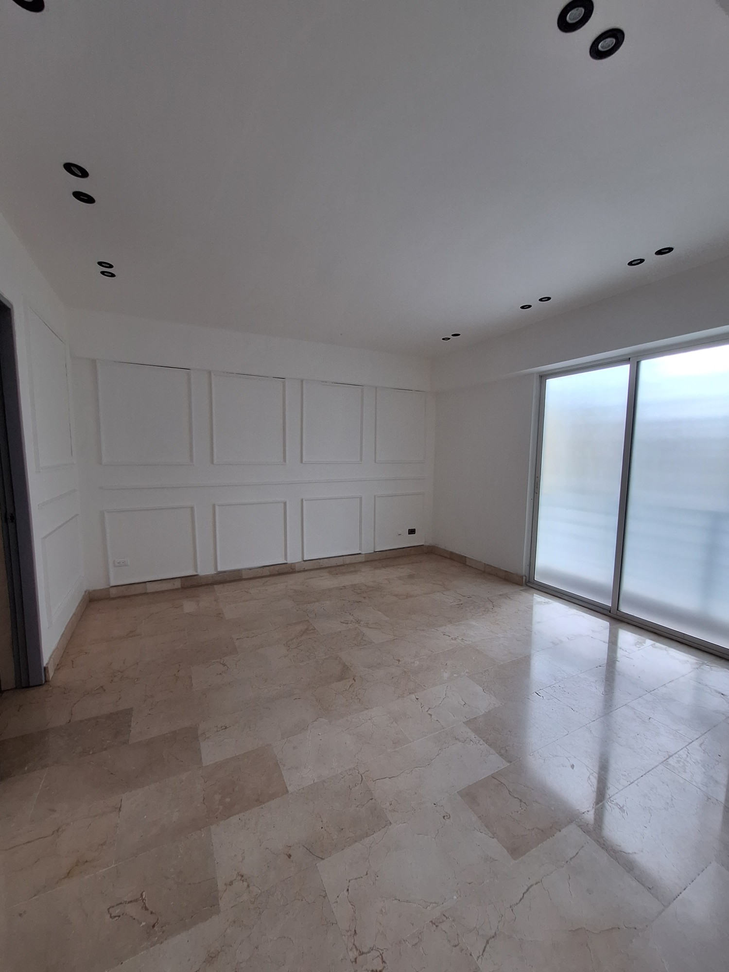 apartamentos - Sin intermediarios 
Vendo apartamento en Piantini  7