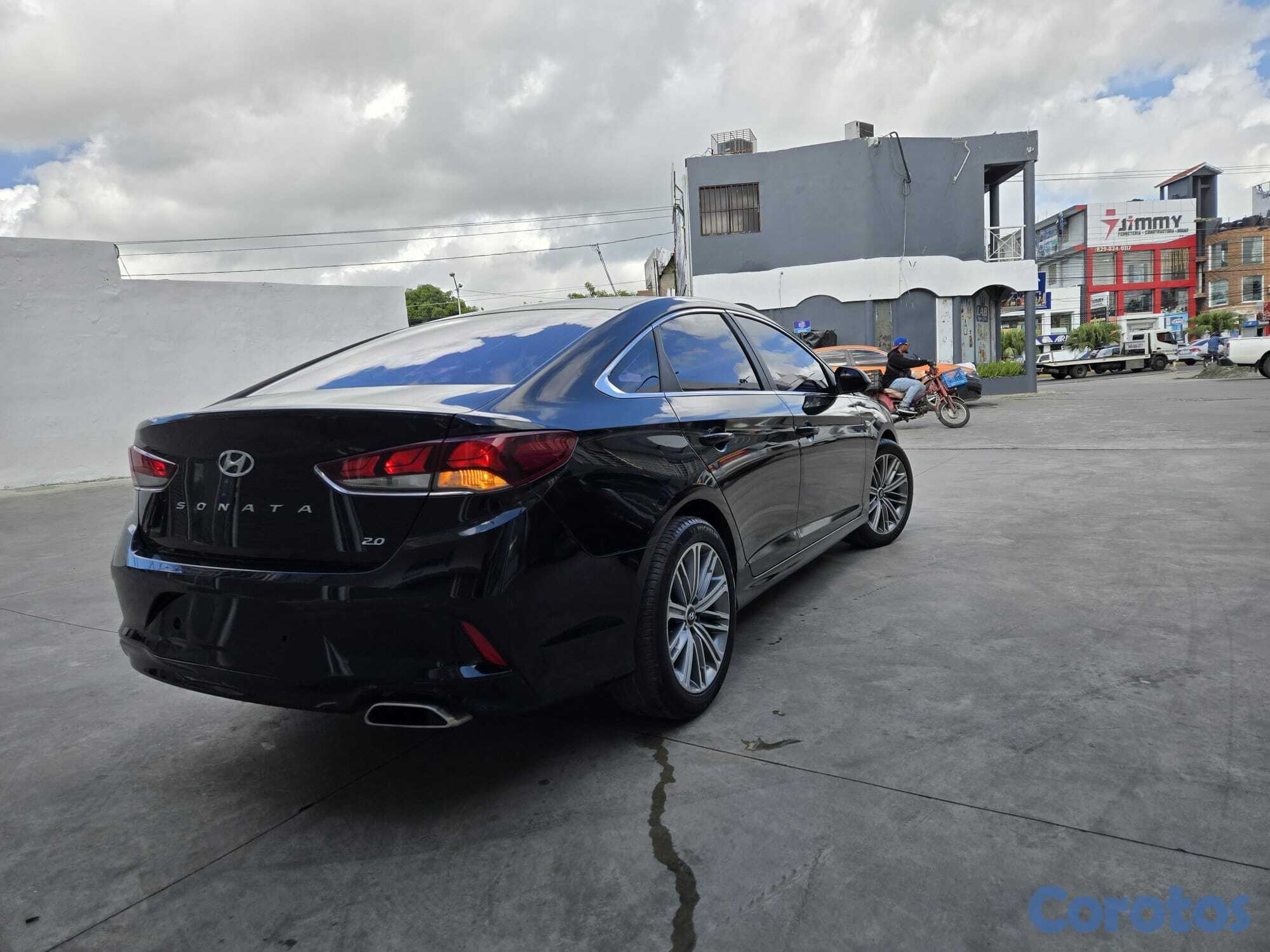 carros - HYUNDAI SONATA NEW RISE 2018 NEGRO GASOLINA 9