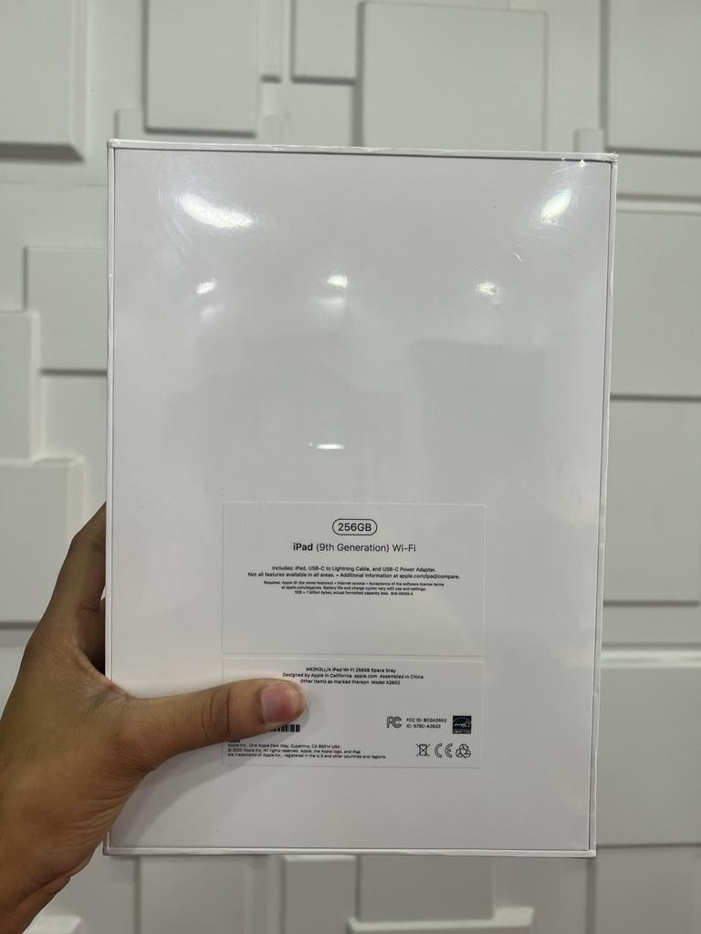 celulares y tabletas - iPad 9na generacion de 256gb Sellada  3