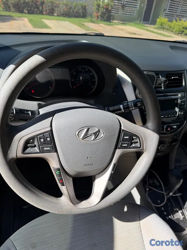 carros - Hyundai accent 2017 3