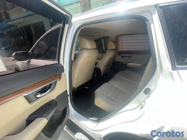 jeepetas y camionetas - Honda Crv 2017 ex 4