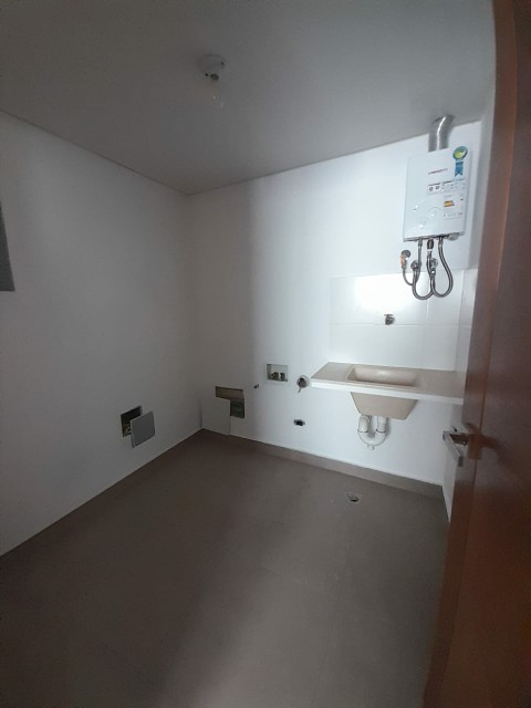 apartamentos - Rento apartamento sin amueblar en mirador norte 5
