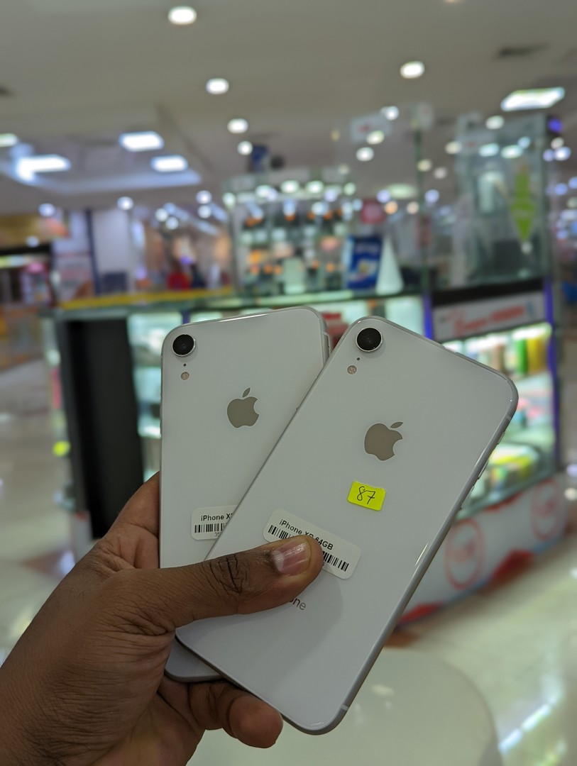 celulares y tabletas - Iphone XR Blanco 64GB Factory Unlocked 