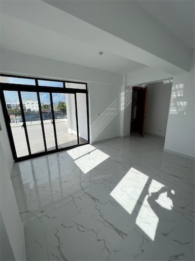 apartamentos - Venta de apartamento 3er piso con terraza en el ensanche Ozama de 145mts 1