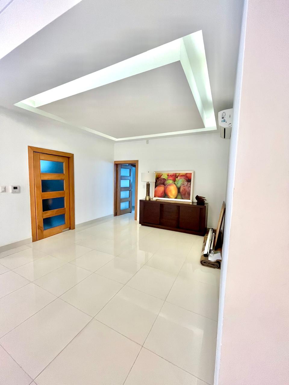 apartamentos - 📍La Esperilla. Precioso apto. En 2do piso 