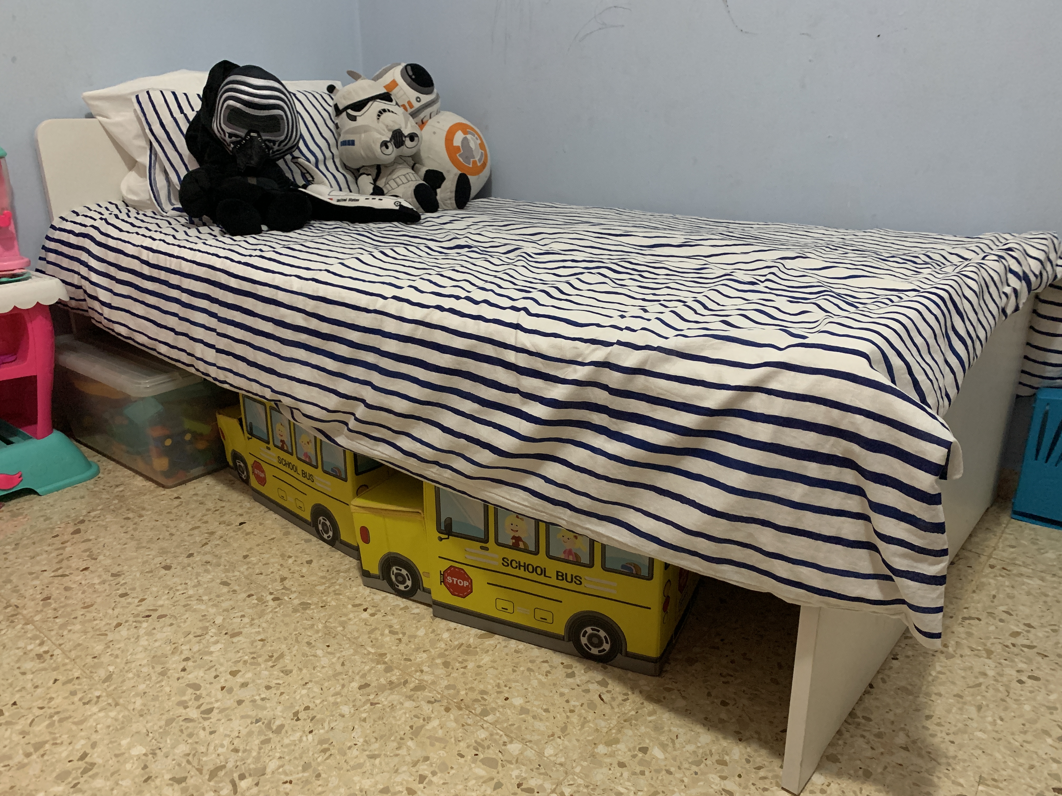 muebles - Cama twin IKEA (MALM) BLANCO + tablillas luröy + colchón
