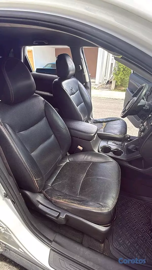 jeepetas y camionetas - Kia Sorento 2012 poco uso  5