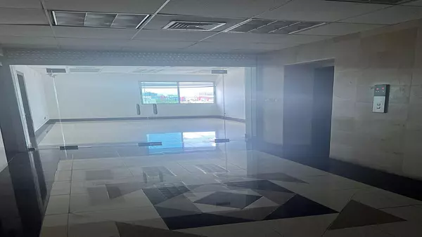 oficinas y locales comerciales - ALQUILER LOCAL OFICINAS Y EMPRESARIAL 412M2-ESPERILLA 6