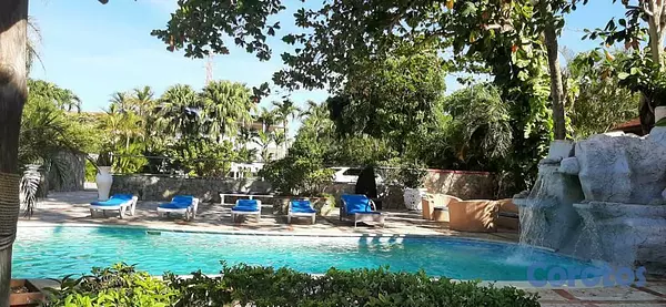 casas vacacionales y villas - Venta propiedad en Primera Linea de Playa - Juan Dolio, Rep. Dom 7
