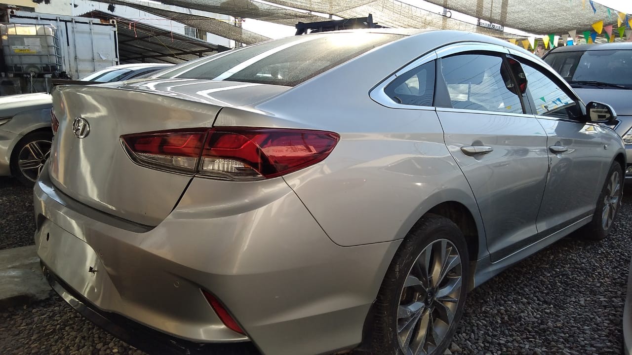 carros - HYUNDAI SONATA NEW RISE 2018 GRISDESDE: RD$730,100.00 4