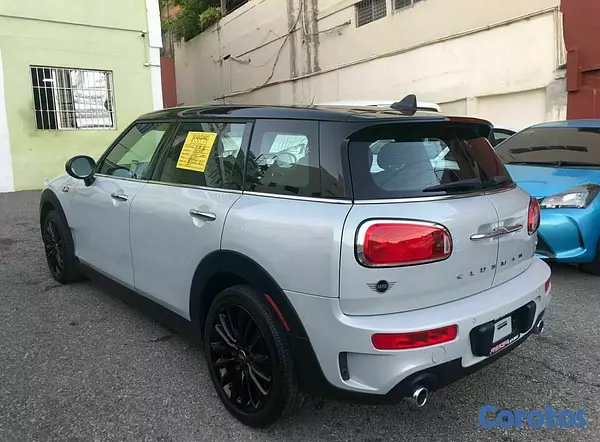carros - Mini Cooper Clubman S 2019 4