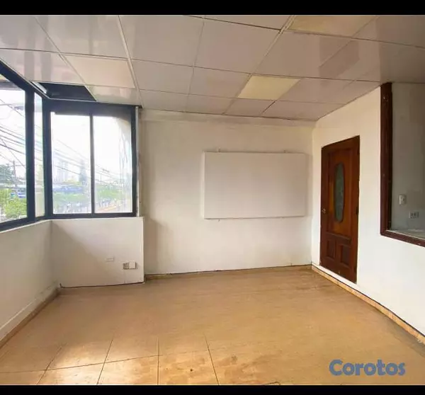 oficinas y locales comerciales - Alquiler, Edificio Comercial, Renacimiento 3