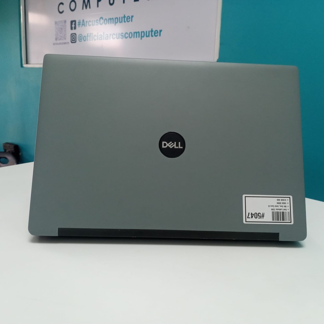 computadoras y laptops - Laptop, Dell Latitude 7290 / 8th Gen, Intel Core i5 / 16GB DDR4 / 512GB SSD

- P 3