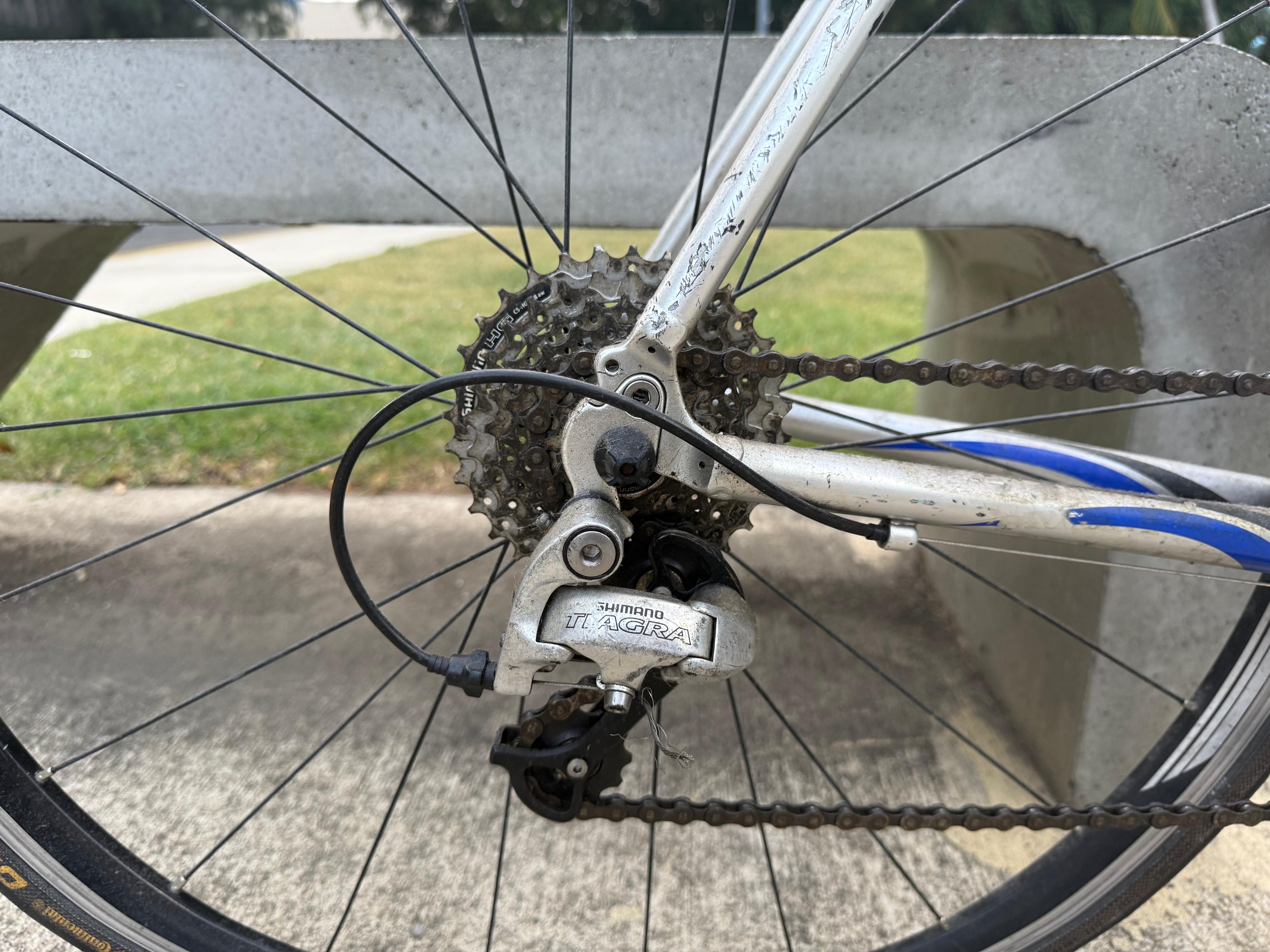 bicicletas y accesorios - Bicicleta de Ruta marca Trek 8