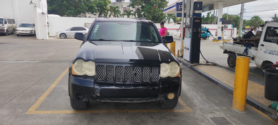 jeepetas y camionetas - Vendo Jeep Grand Jeroke