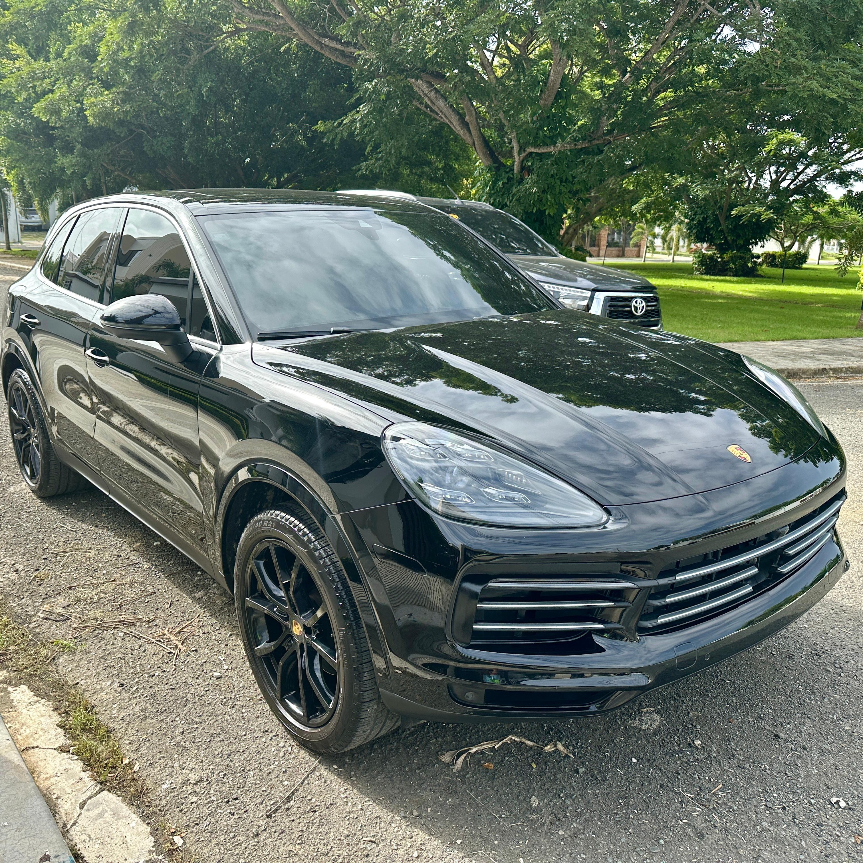 jeepetas y camionetas - porsche cayenne 2019 0