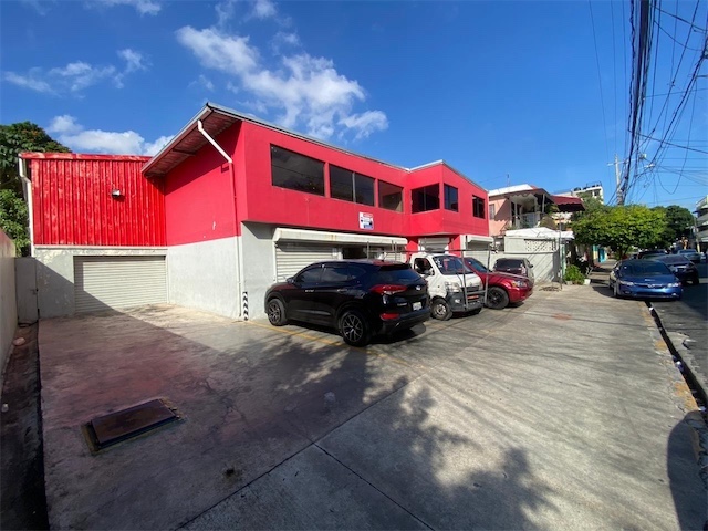 oficinas y locales comerciales - Nave en Alquiler en el Ensanche La Fe, Santo Domingo Distrito Nacional  2