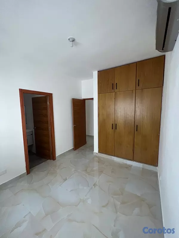 apartamentos - Apartamento con línea blanca en Naco  5