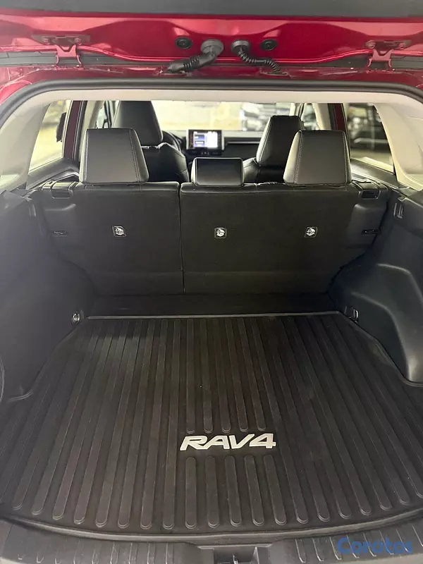 jeepetas y camionetas - Toyota Rav-4 Limited 2020 8
