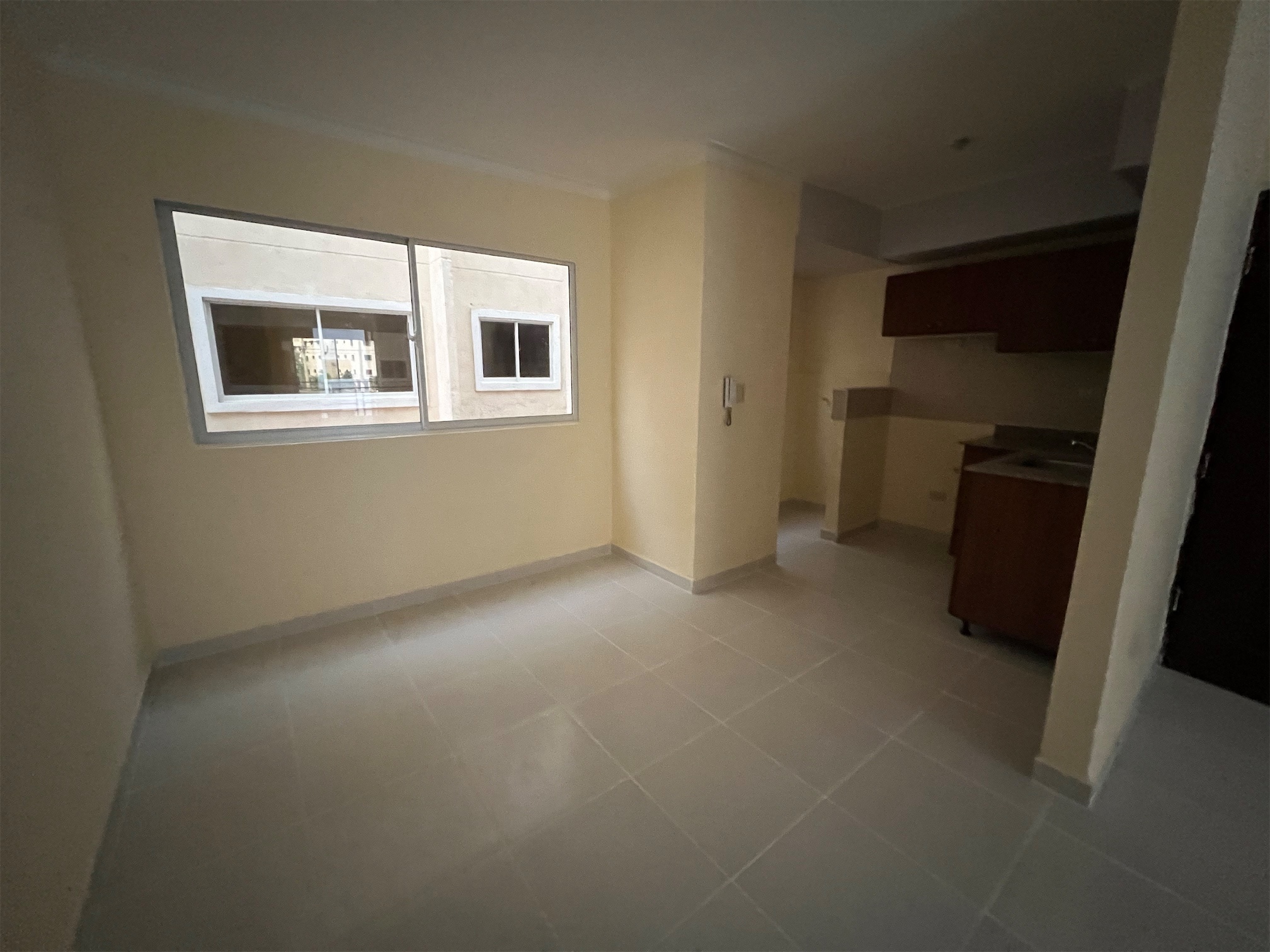 apartamentos - Se alquila apartamento nuevo 2do nivel en la autopista de san Isidro 5