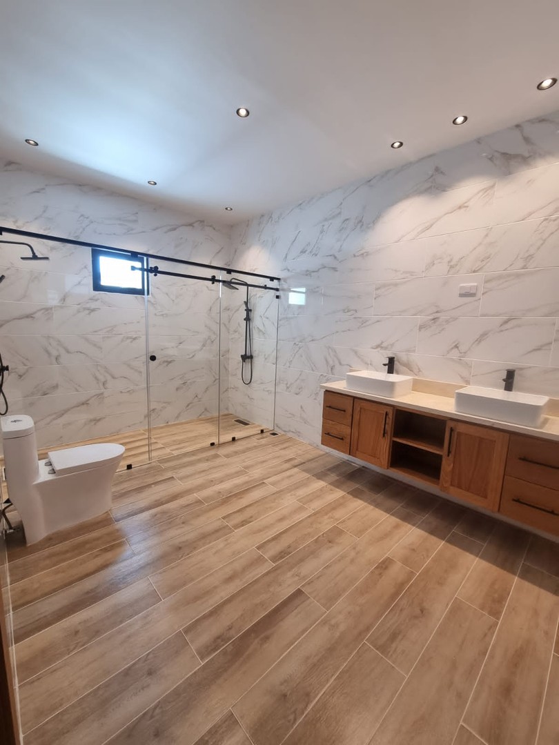 apartamentos - Hermosa Casa Luxry con Piscina en La Vega  2