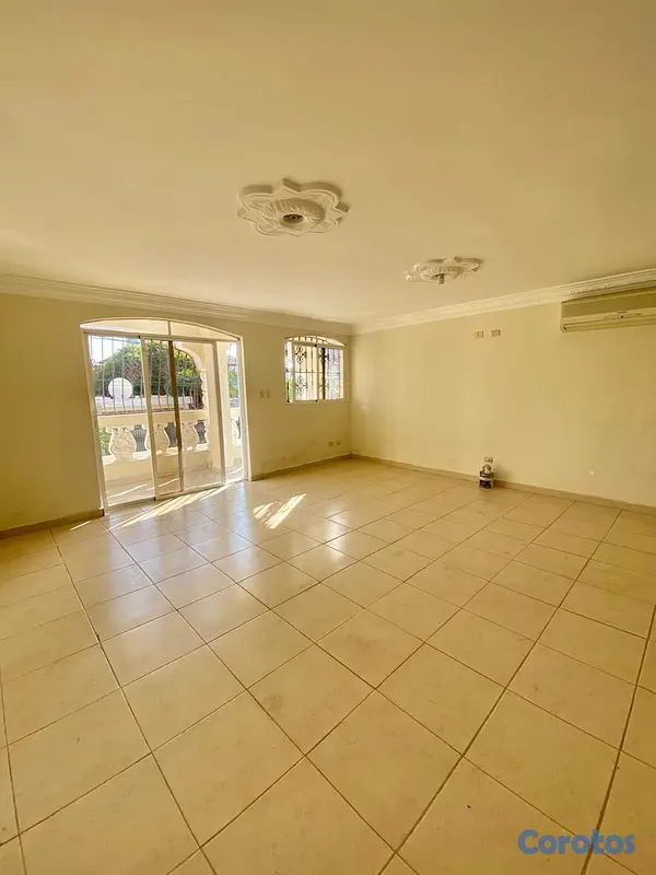 casas - CASA EN VENTA EN BELLA VISTA SUR 8