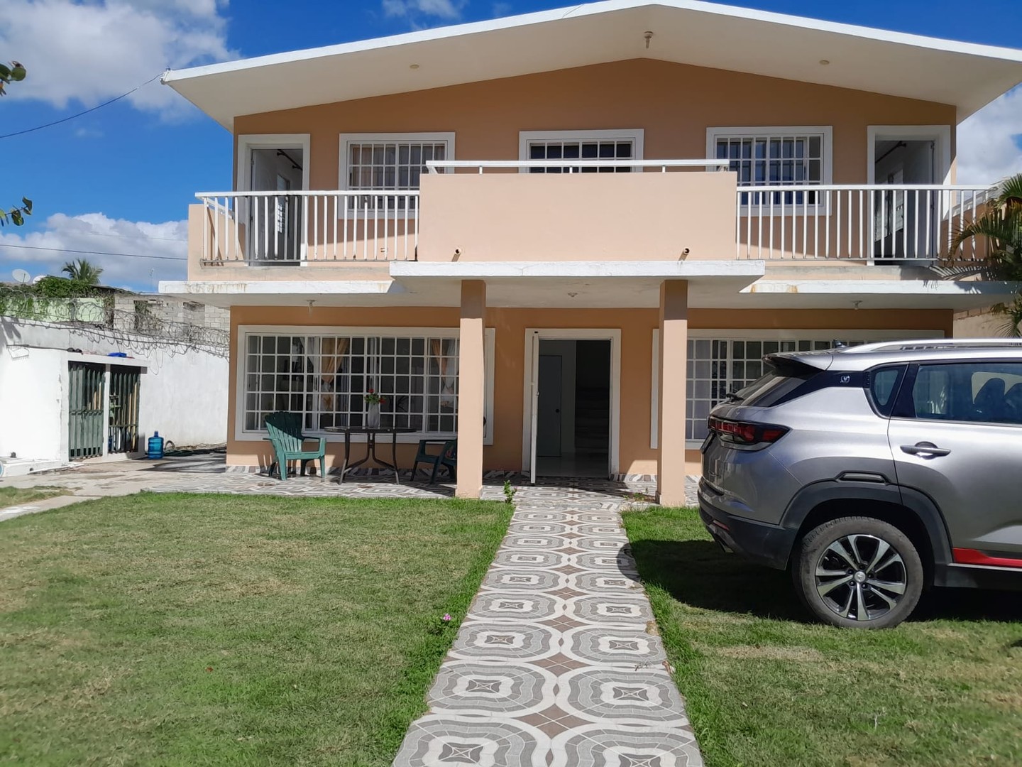 casas vacacionales y villas - 🇩🇴 Villa en Ventas!!!
 Guayacanes, Juan Dolió, Sto.Dgo., Rep.Dom.
.UDS550,000 1