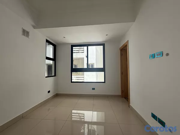 apartamentos - Alquiler de apto piso alto de 3 hab con baños piso alto y ascensor  12