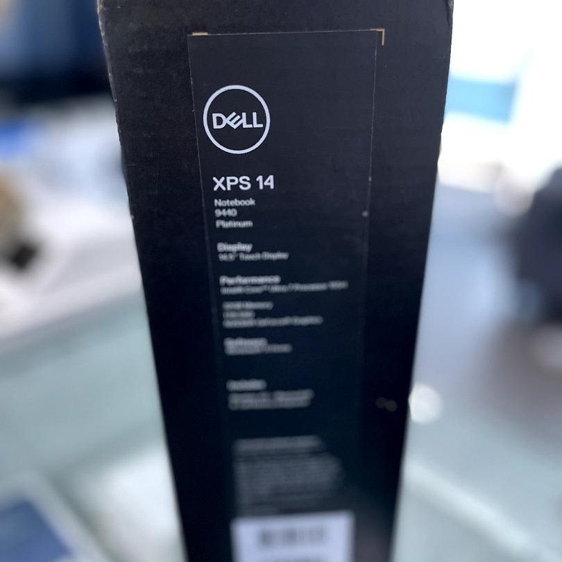 computadoras y laptops - Dell XPS 14 notebook 9440 1TB 32gb ram RTX4050 intel core ultra 7 155H nueva