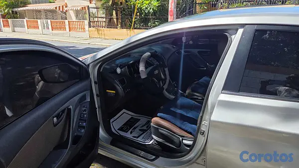 carros - vehiculo en buen estado 6