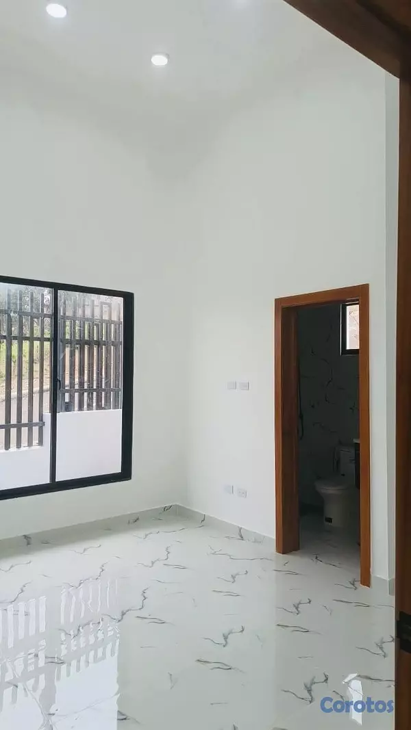 casas - Casa hermosa y espaciosa en venta  9
