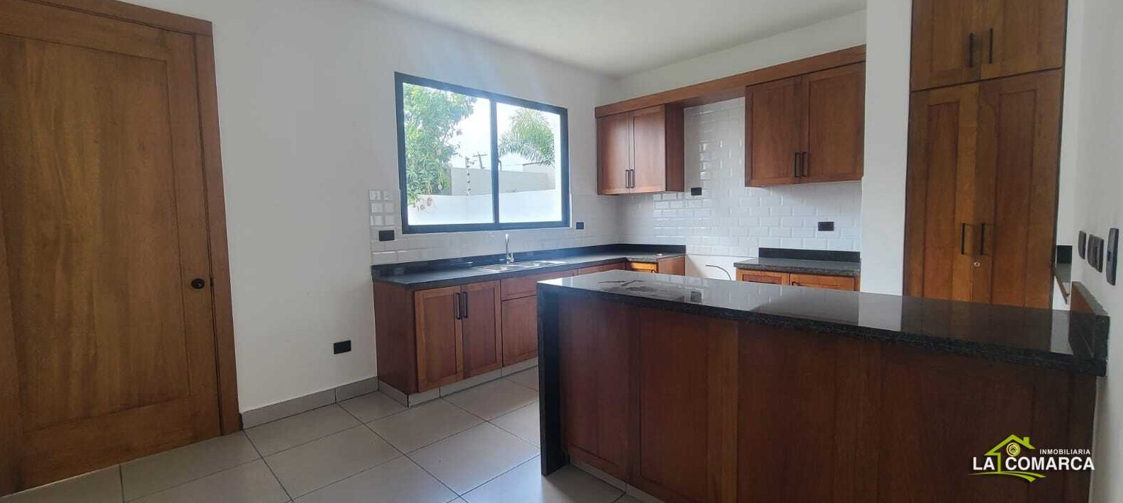 casas - CASA DE VENTA EN RESIDENCIAL CERRADO 1