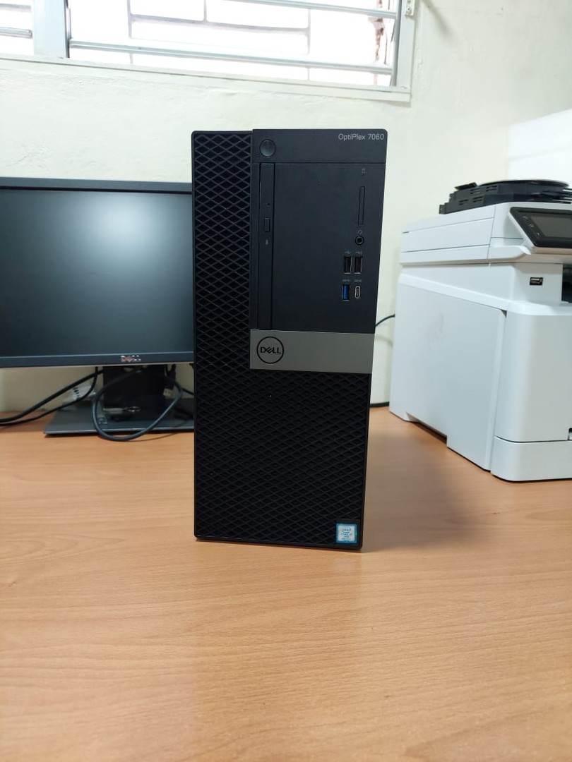 computadoras y laptops - CPU TORRE DELL 7060 i7 8TH 16GB 1TB M.2 NvMe  , POCAS UNIDADES 1