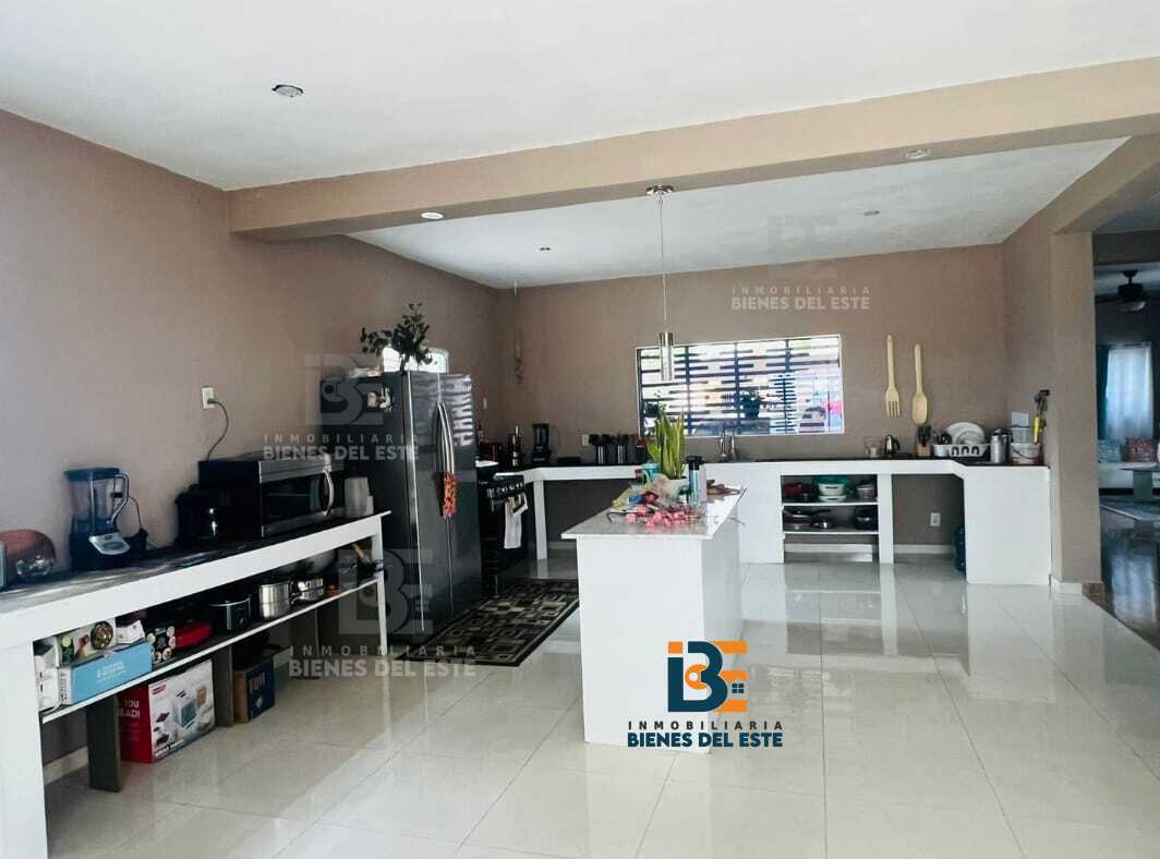 casas - Se Vende Casa Nueva y Moderna con Piscina en SPM. 3